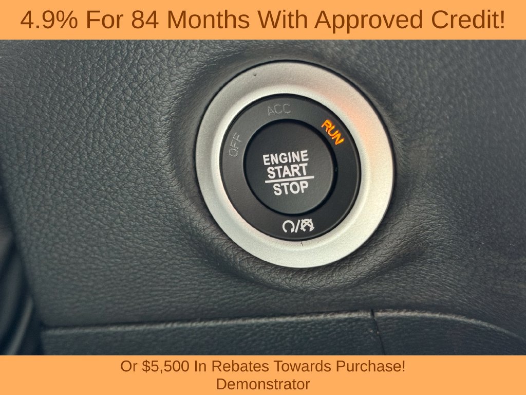 New 2026 Chrysler Pacifica Select FWD image 23