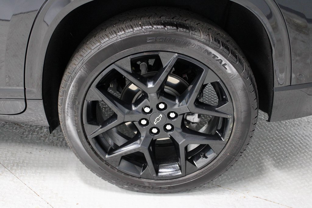 Used 2024 Chevrolet Traverse RS image 19