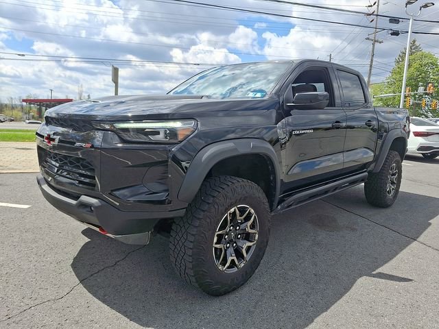 Used 2023 Chevrolet Colorado ZR2 w/ ZR2 Convenience Package III AWD/4WD image 6