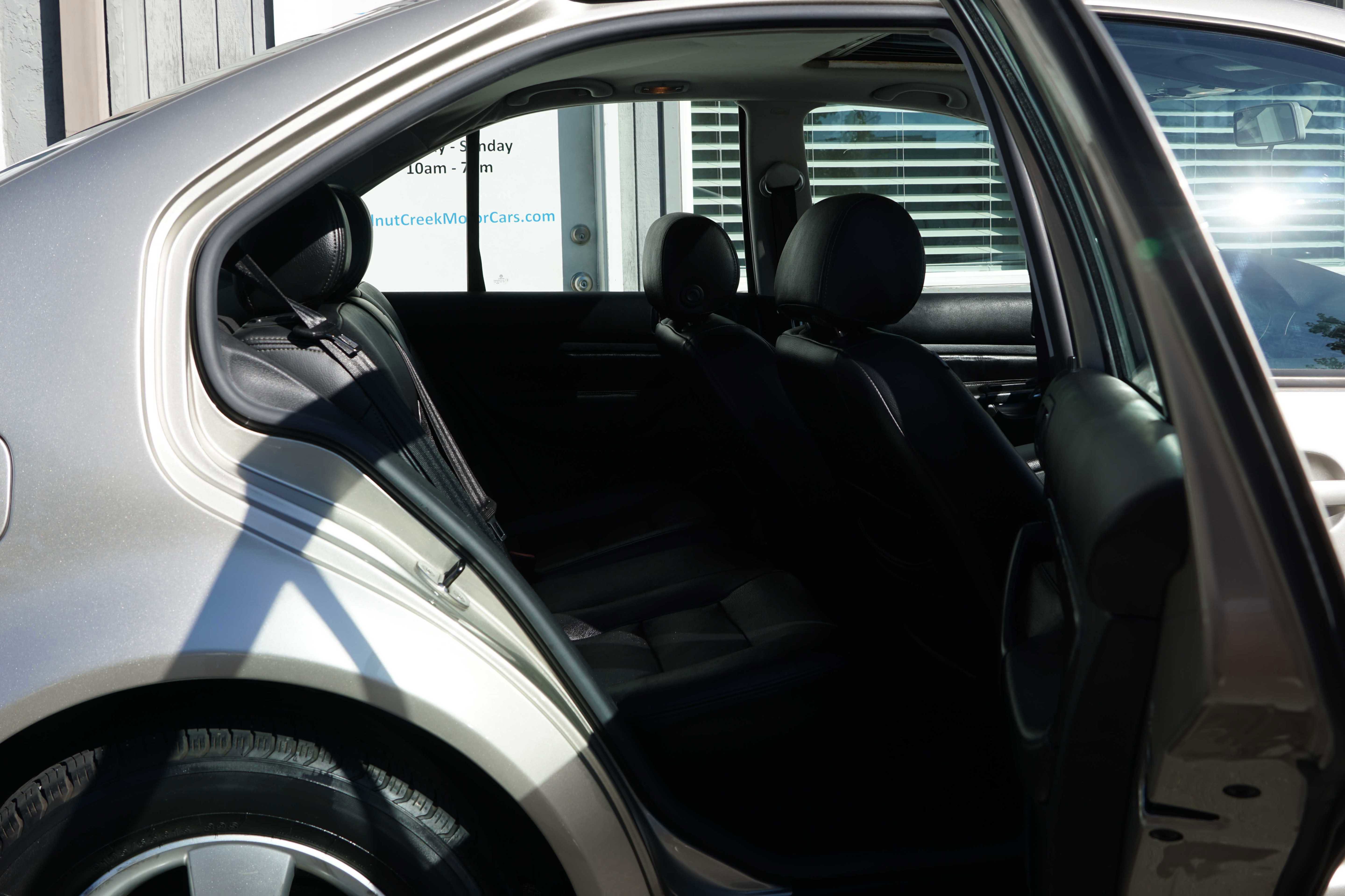 Used 2004 Volkswagen Jetta GLS image 28