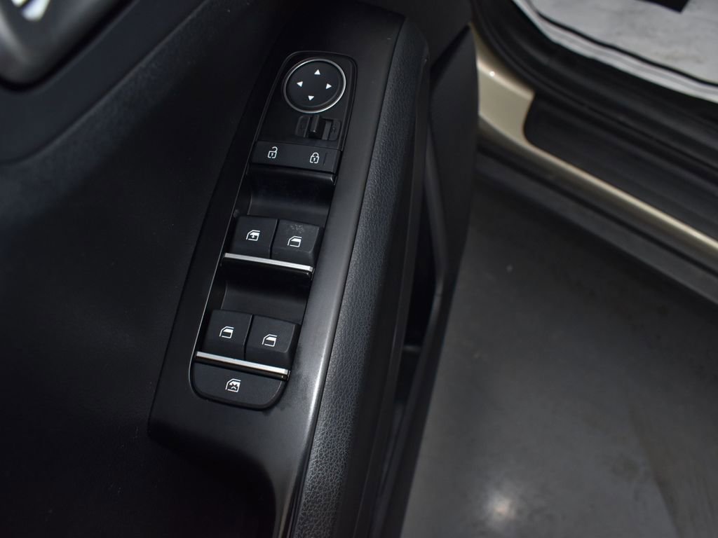 Used 2020 Kia Soul EX image 10