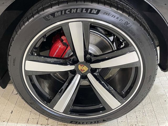 New 2026 Porsche Macan S image 12