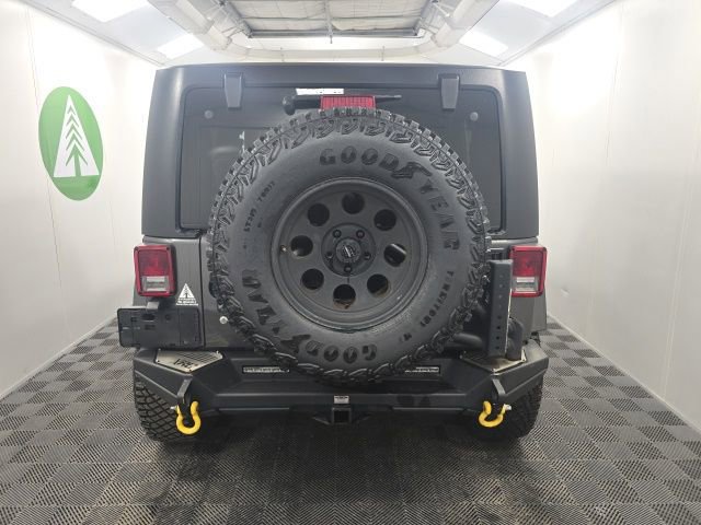 Used 2018 Jeep Wrangler Rubicon w/ Power Convenience Group AWD/4WD image 5