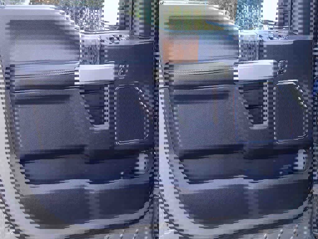 Used 2020 Ford F150 Lariat w/ Equipment Group 502A Luxury image 18