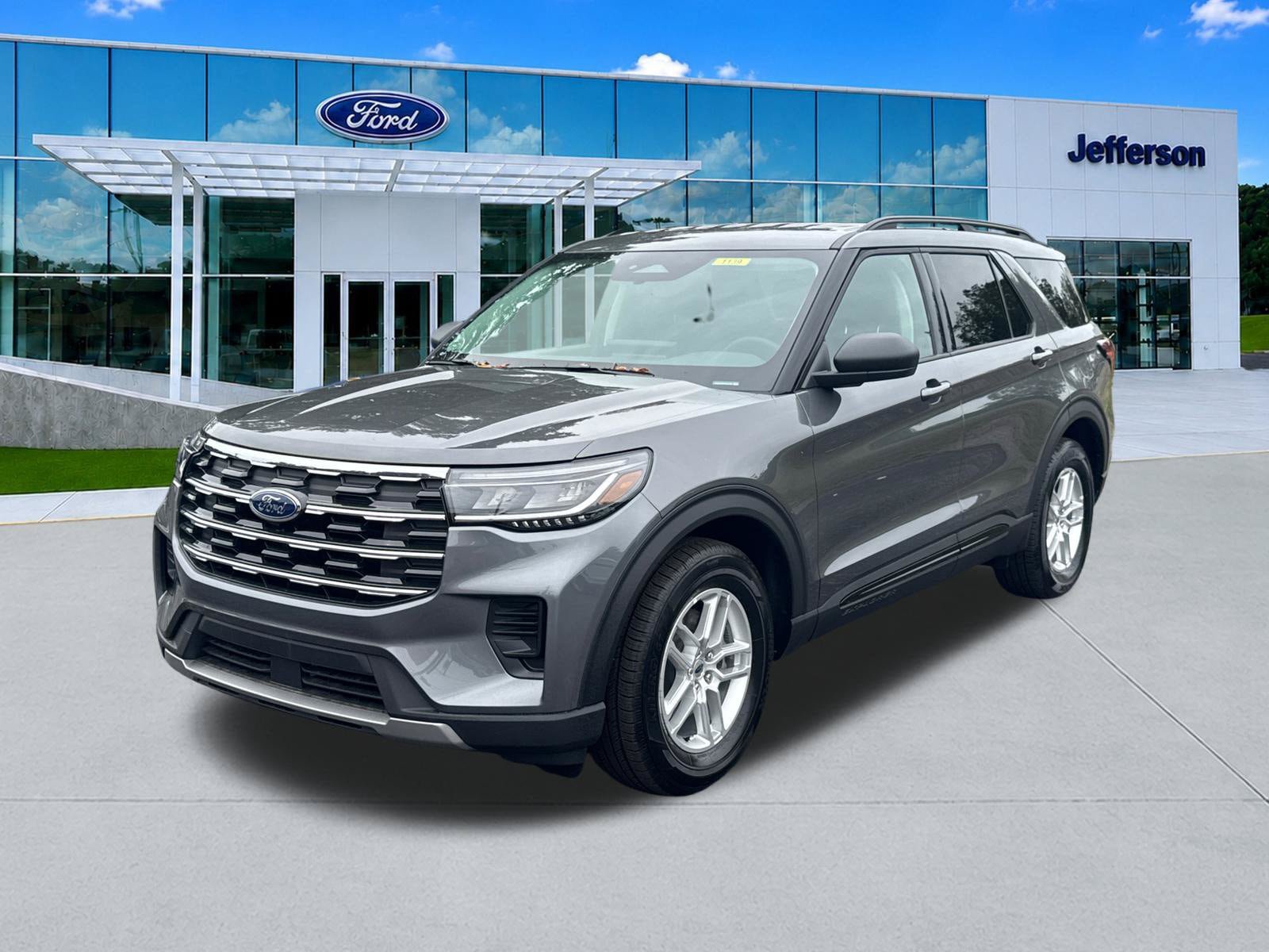 New 2026 Ford Explorer Active RWD image 3