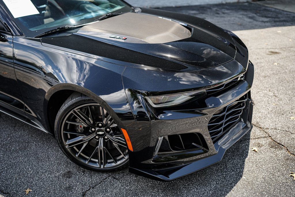 Used 2018 Chevrolet Camaro ZL1 image 7