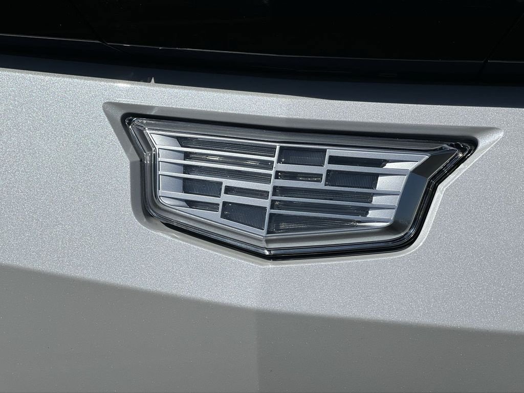 Certified 2024 Cadillac Lyriq Tech RWD image 34