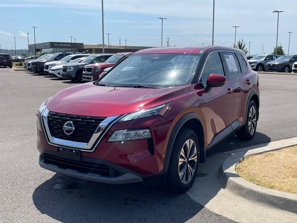 Used 2021 Nissan Rogue SV AWD/4WD image 3