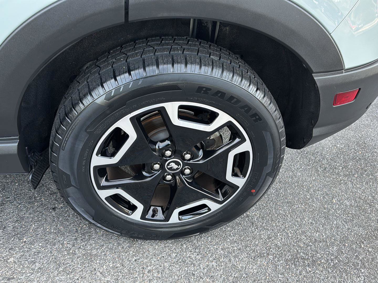 Used 2023 Ford Bronco Sport Outer Banks image 31