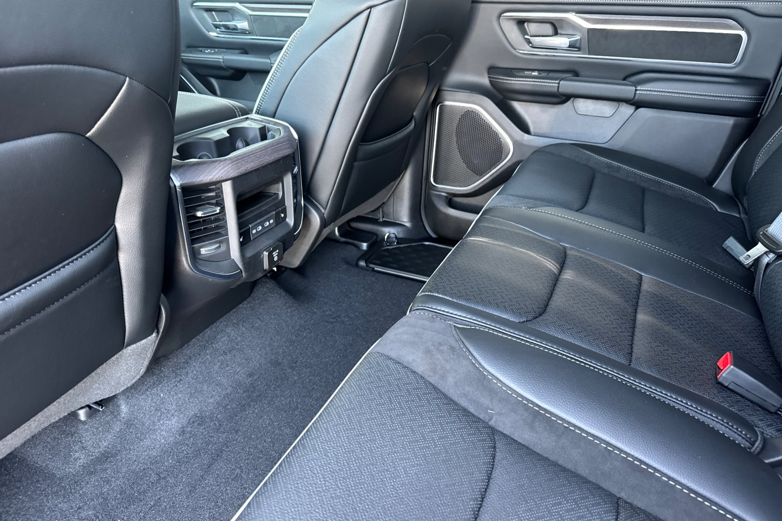New 2026 RAM 1500 Laramie w/ Night Edition AWD/4WD image 11
