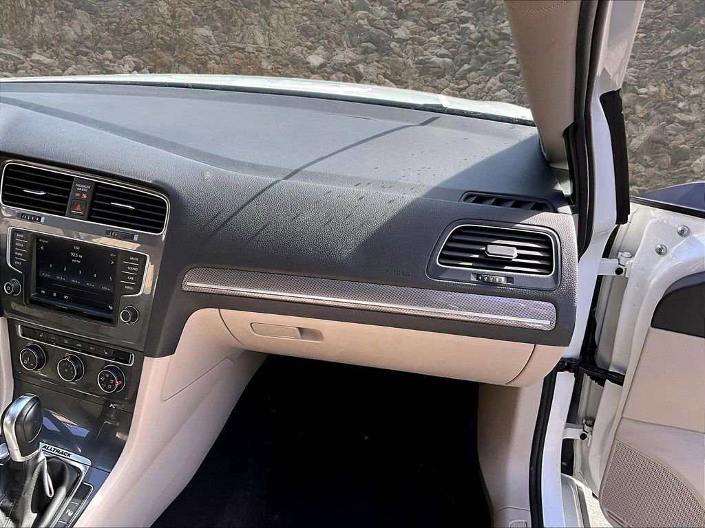 Used 2017 Volkswagen Golf Alltrack SE AWD/4WD image 15