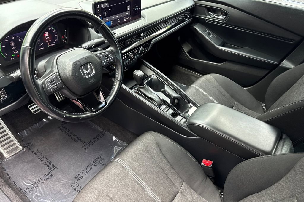 Certified 2024 Honda Accord Sport image 3