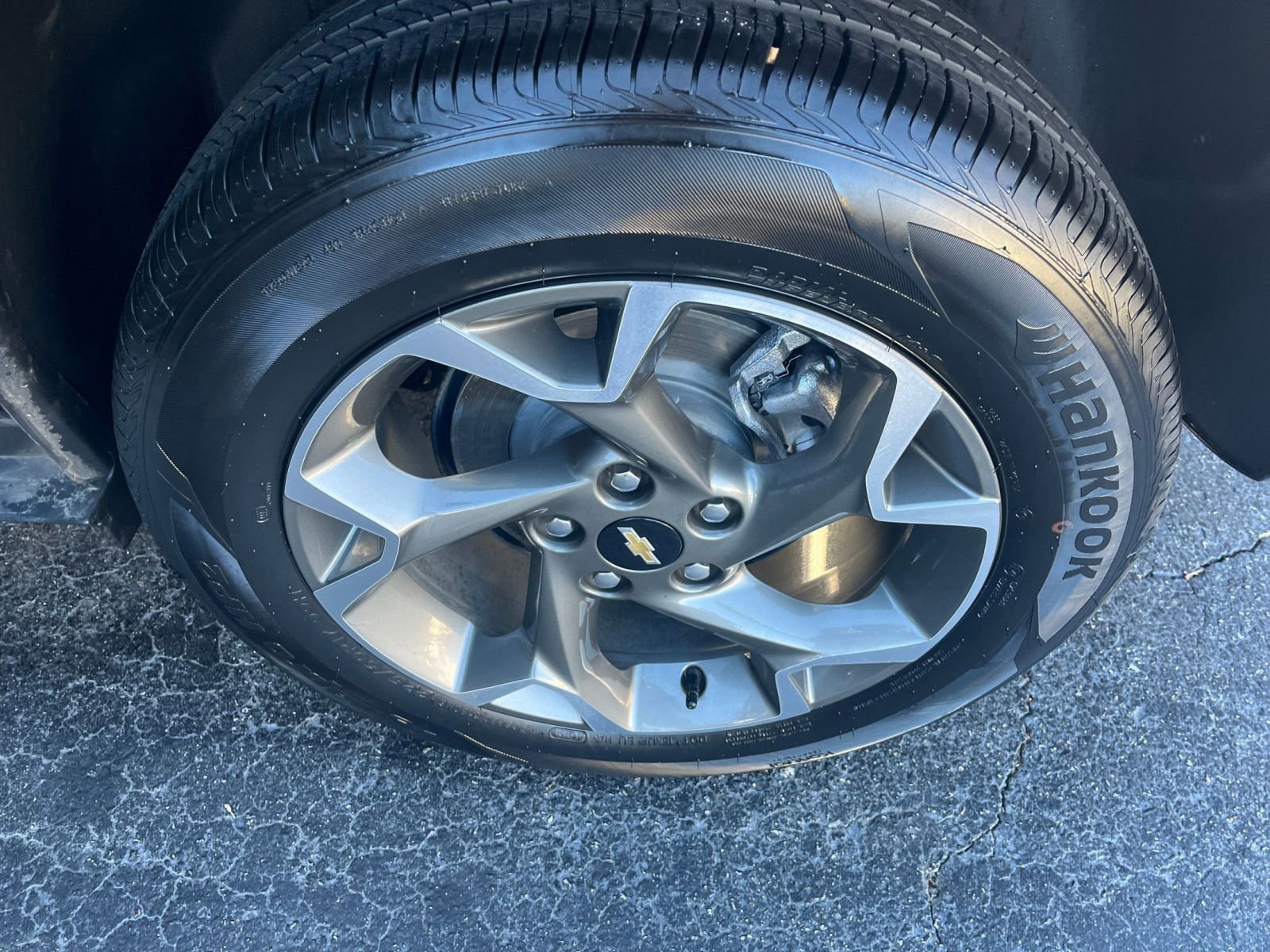 Used 2025 Chevrolet Trax LT image 23