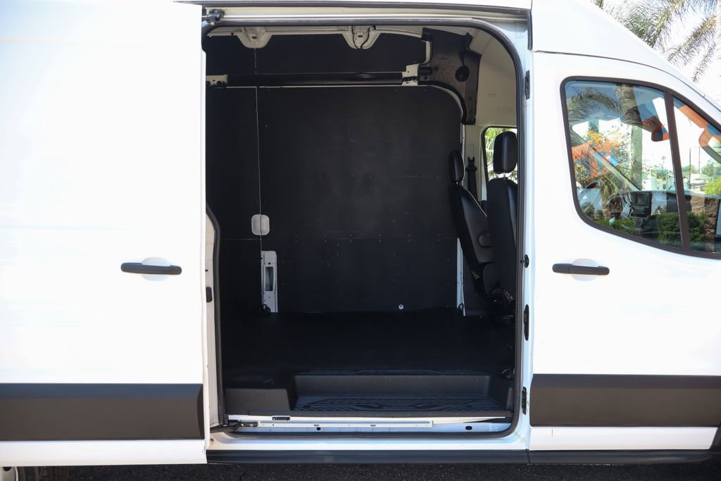 Used 2024 Ford Transit 250 148 High Roof w/ Load Area Protection Package RWD image 10