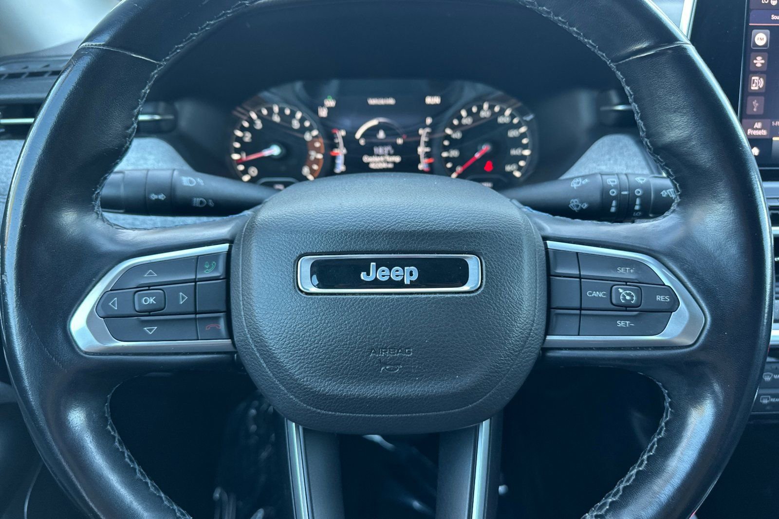 Used 2022 Jeep Compass Latitude w/ Convenience Group image 23