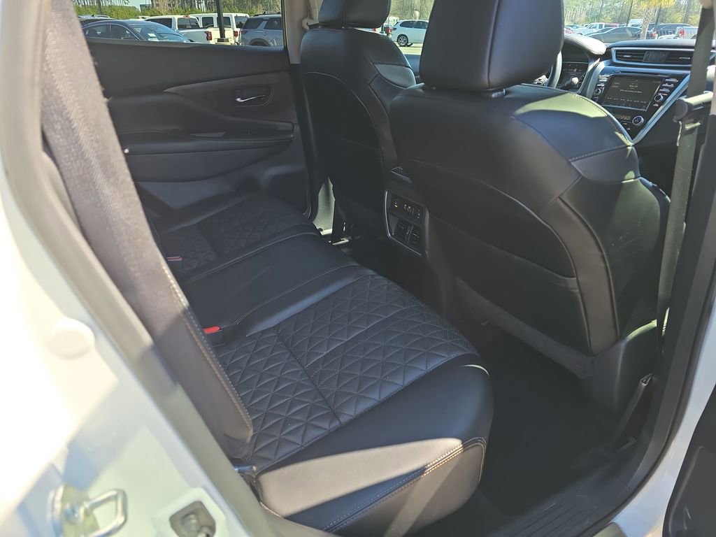 Used 2023 Nissan Murano Platinum w/ Cargo Package image 14