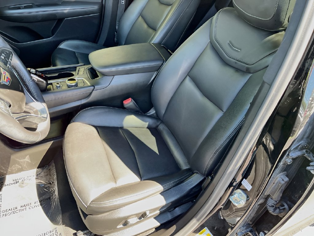 Used 2025 Cadillac XT6 Luxury AWD/4WD image 19