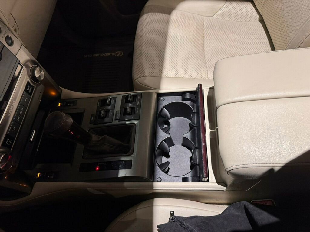 Used 2019 Lexus GX 460 Luxury image 16