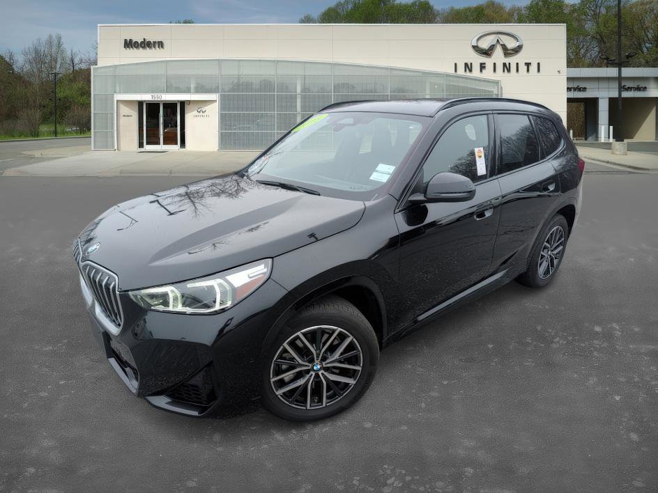 Used 2025 BMW X1 xDrive28i image 1