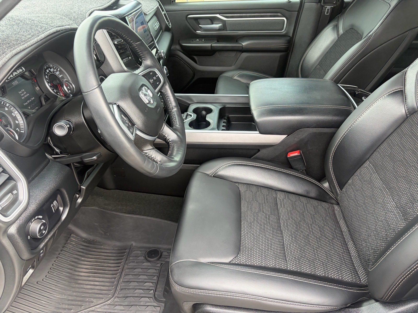 Used 2022 RAM 1500 Big Horn AWD/4WD image 13