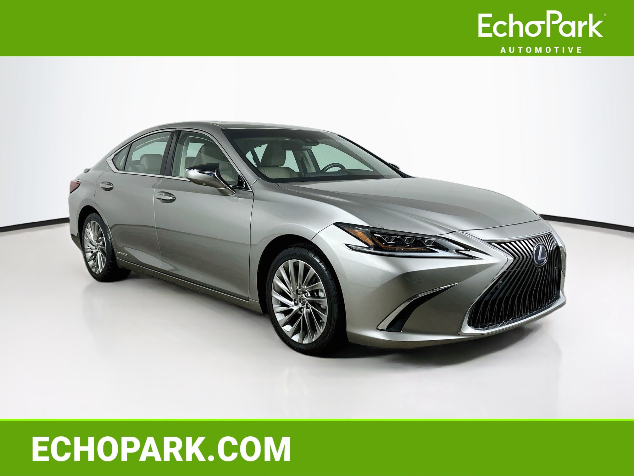 Used 2019 Lexus ES 300h Ultra Luxury FWD image 1
