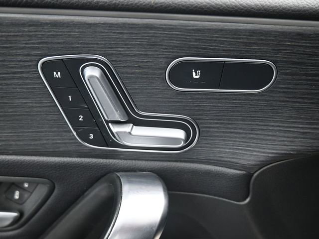 Used 2023 Mercedes-Benz CLA 250 4MATIC image 21