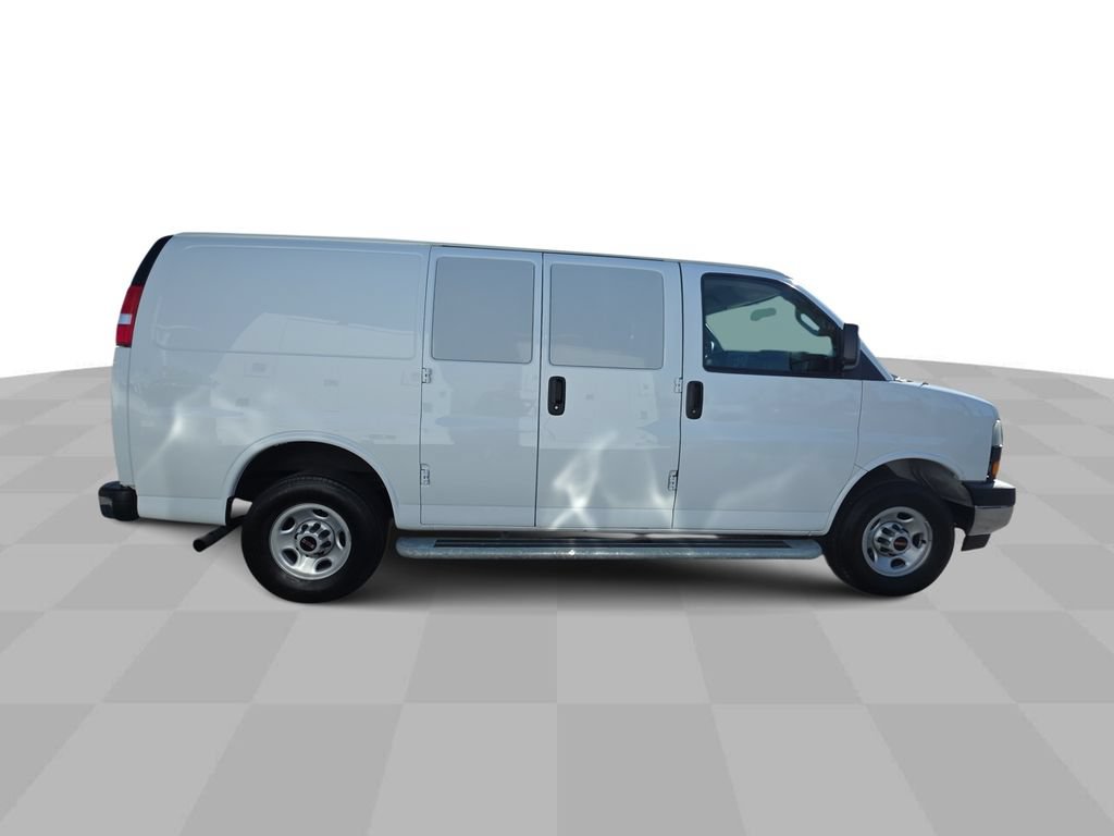 Used 2024 GMC Savana 2500 w/ Driver Convenience Package RWD image 9