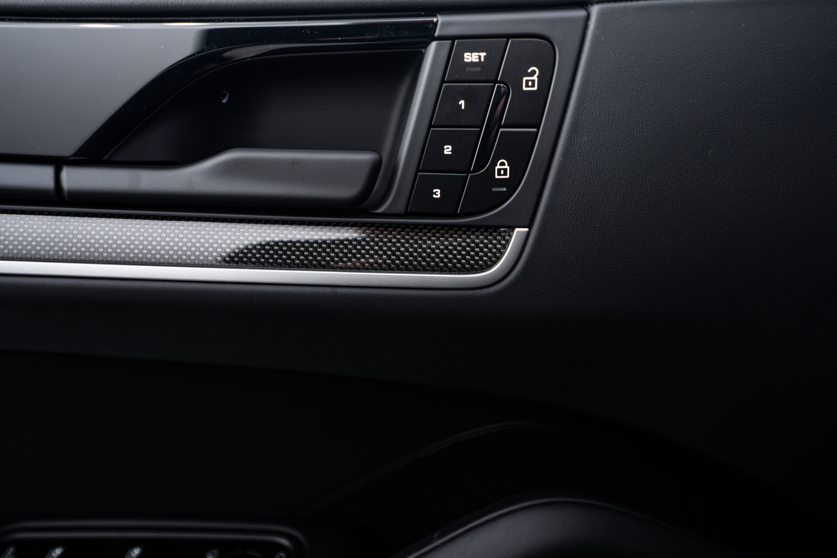 New 2026 Porsche Cayenne Turbo AWD/4WD image 19