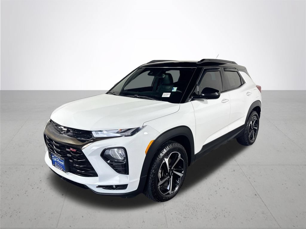 Used 2021 Chevrolet TrailBlazer RS w/ Sun and Liftgate Package AWD/4WD image 2