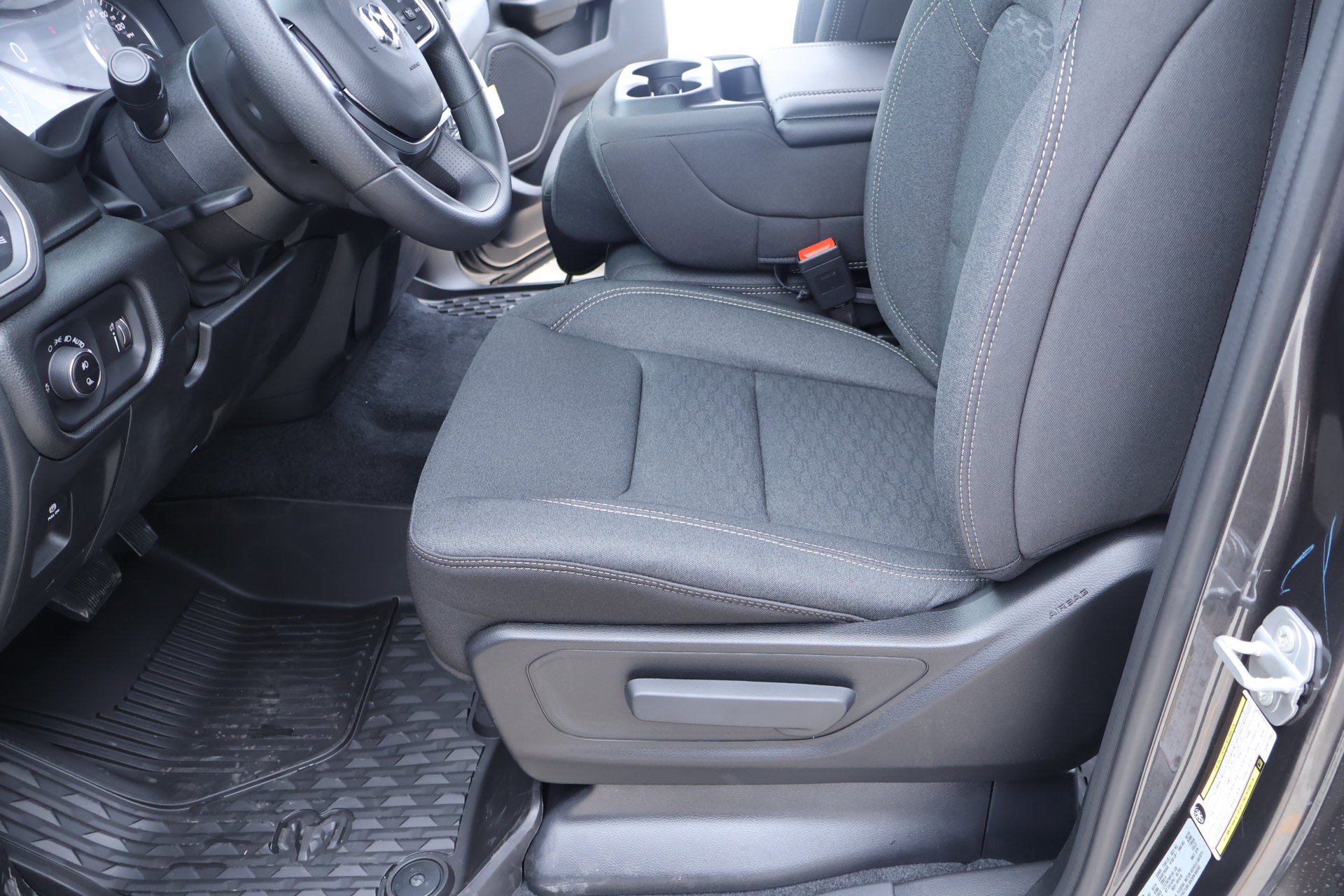 New 2027 RAM 1500 Warlock AWD/4WD image 10