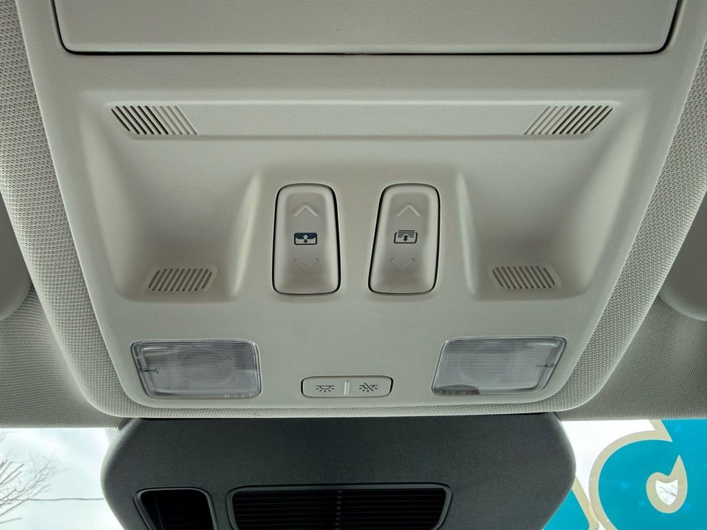 Used 2022 Ford Escape SEL w/ SEL Stealth AWD Package image 22