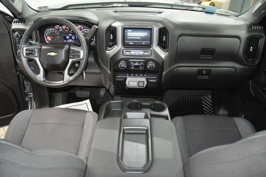 Used 2022 Chevrolet Silverado 1500 Custom w/ Safety Confidence Package AWD/4WD image 31