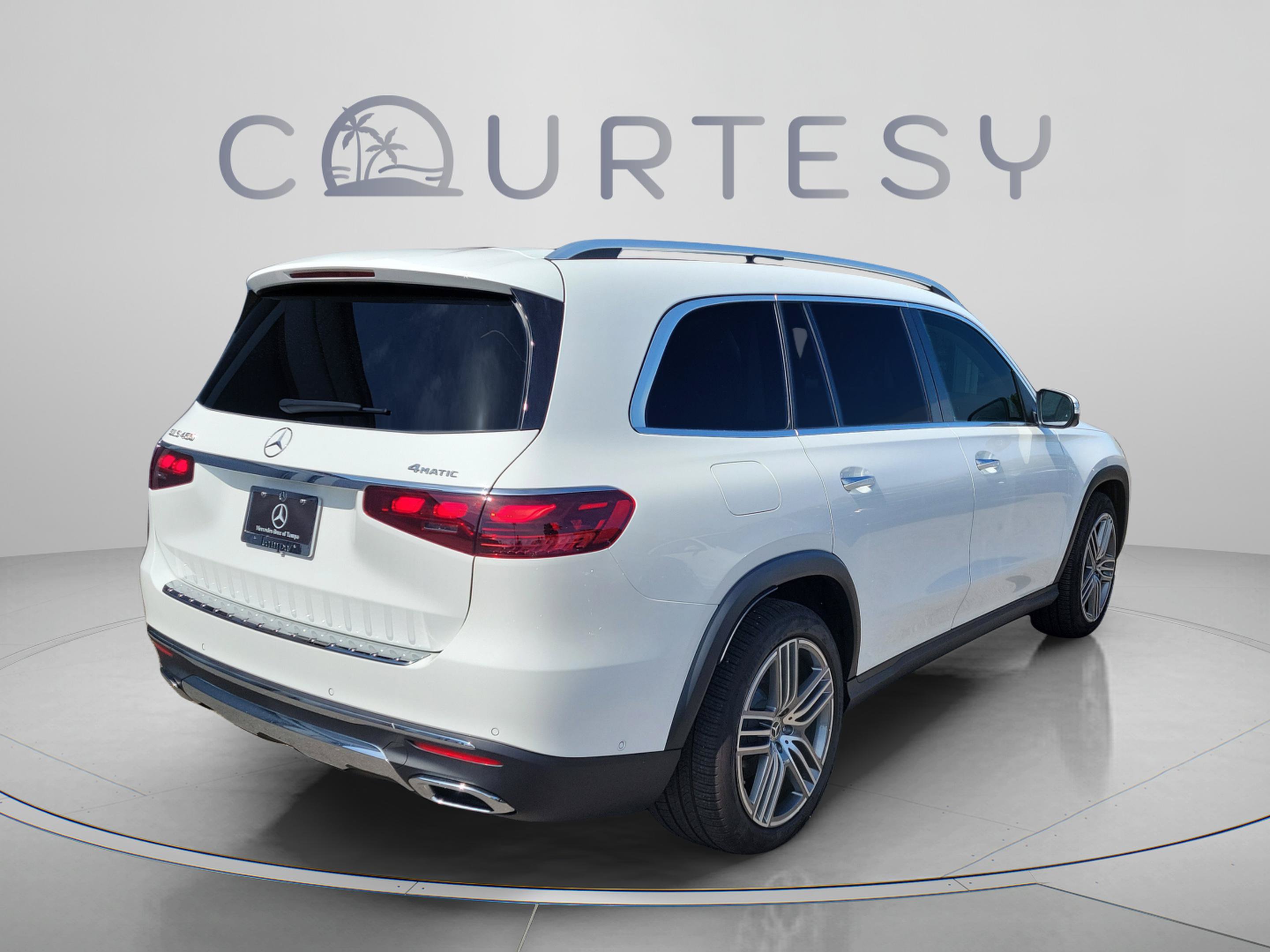 Certified 2026 Mercedes-Benz GLS 450 4MATIC image 3