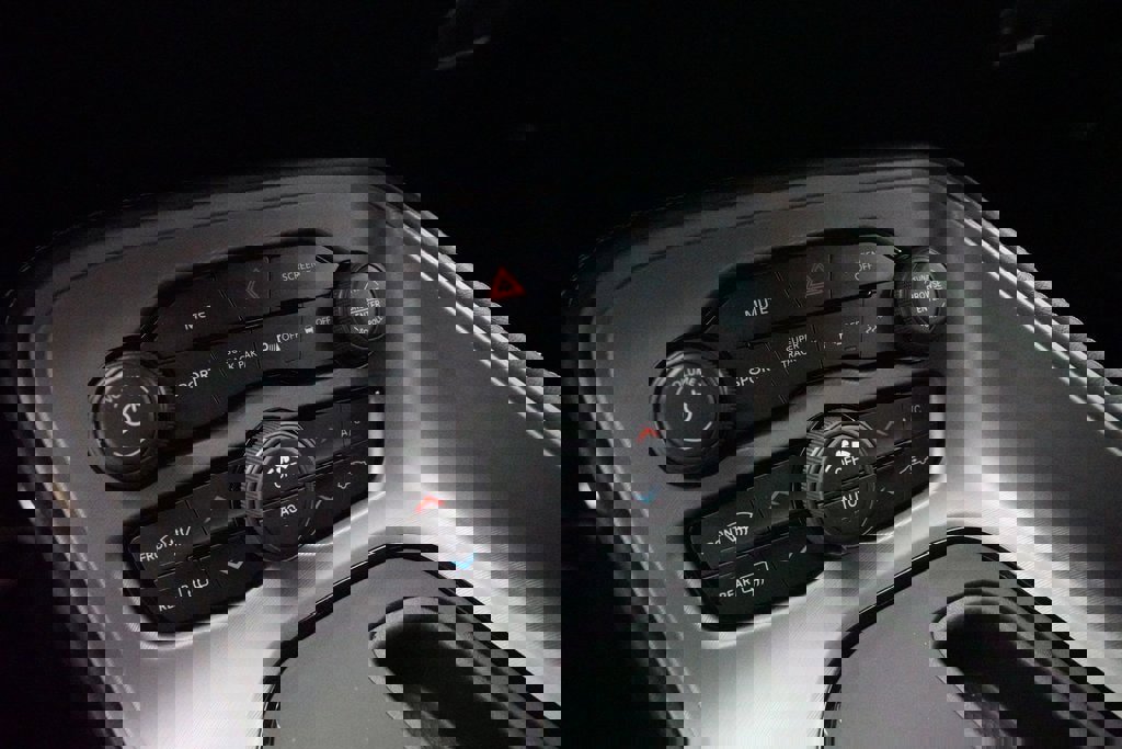 Used 2023 Dodge Challenger R/T w/ Plus Package image 20