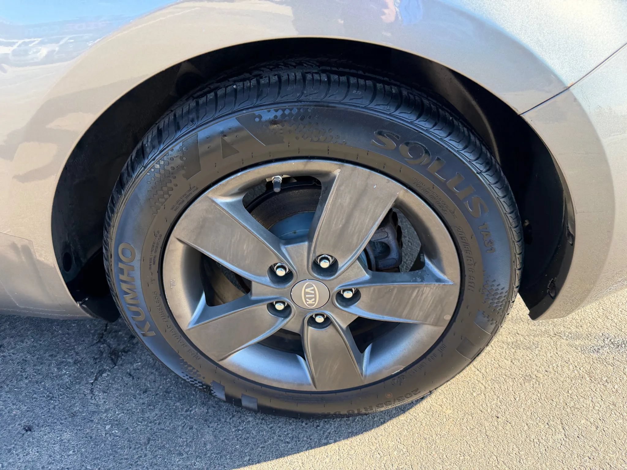 Used 2010 Kia Forte Koup EX FWD image 38