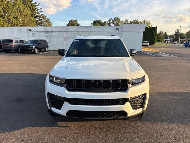 New 2026 Jeep Grand Cherokee Limited AWD/4WD image 5