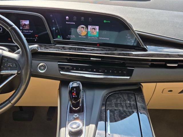 Certified 2023 Cadillac Escalade Premium Luxury w/ Performance Package AWD/4WD image 17