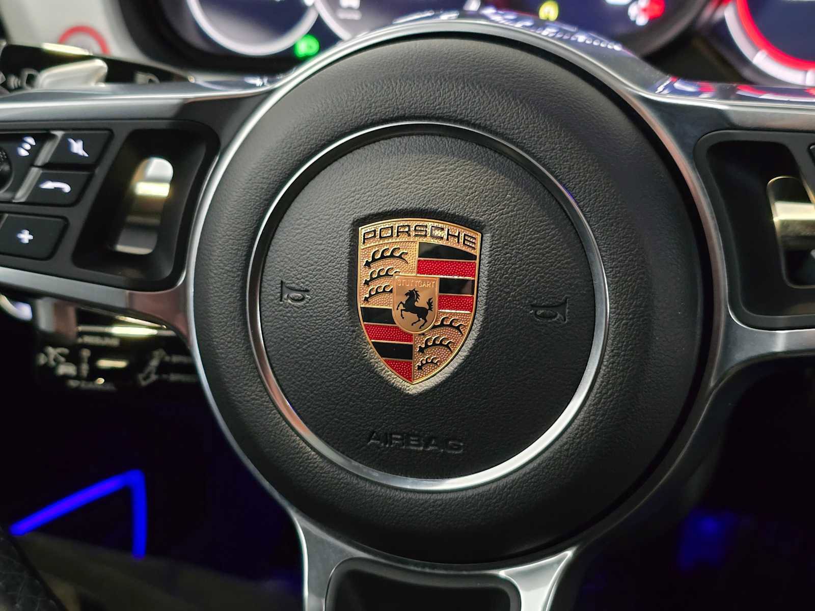 Used 2018 Porsche Panamera 4S AWD/4WD image 34