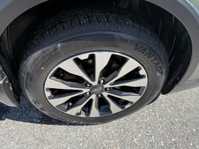 Used 2016 Subaru Outback 2.5i Limited AWD/4WD image 8
