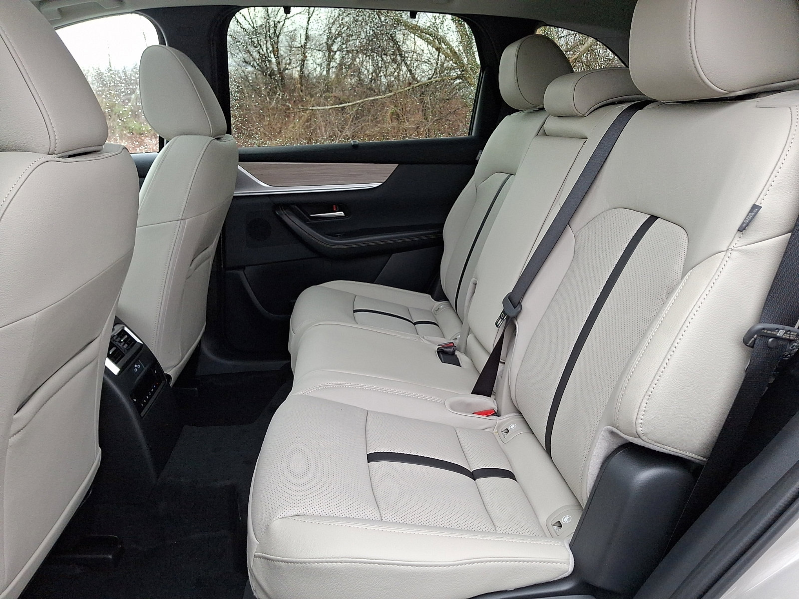 New 2026 MAZDA CX-90 Plug-In Hybrid w/ Preferred image 7