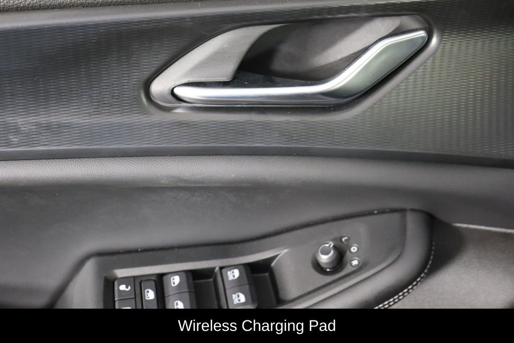 Used 2024 Jeep Grand Cherokee Altitude image 22