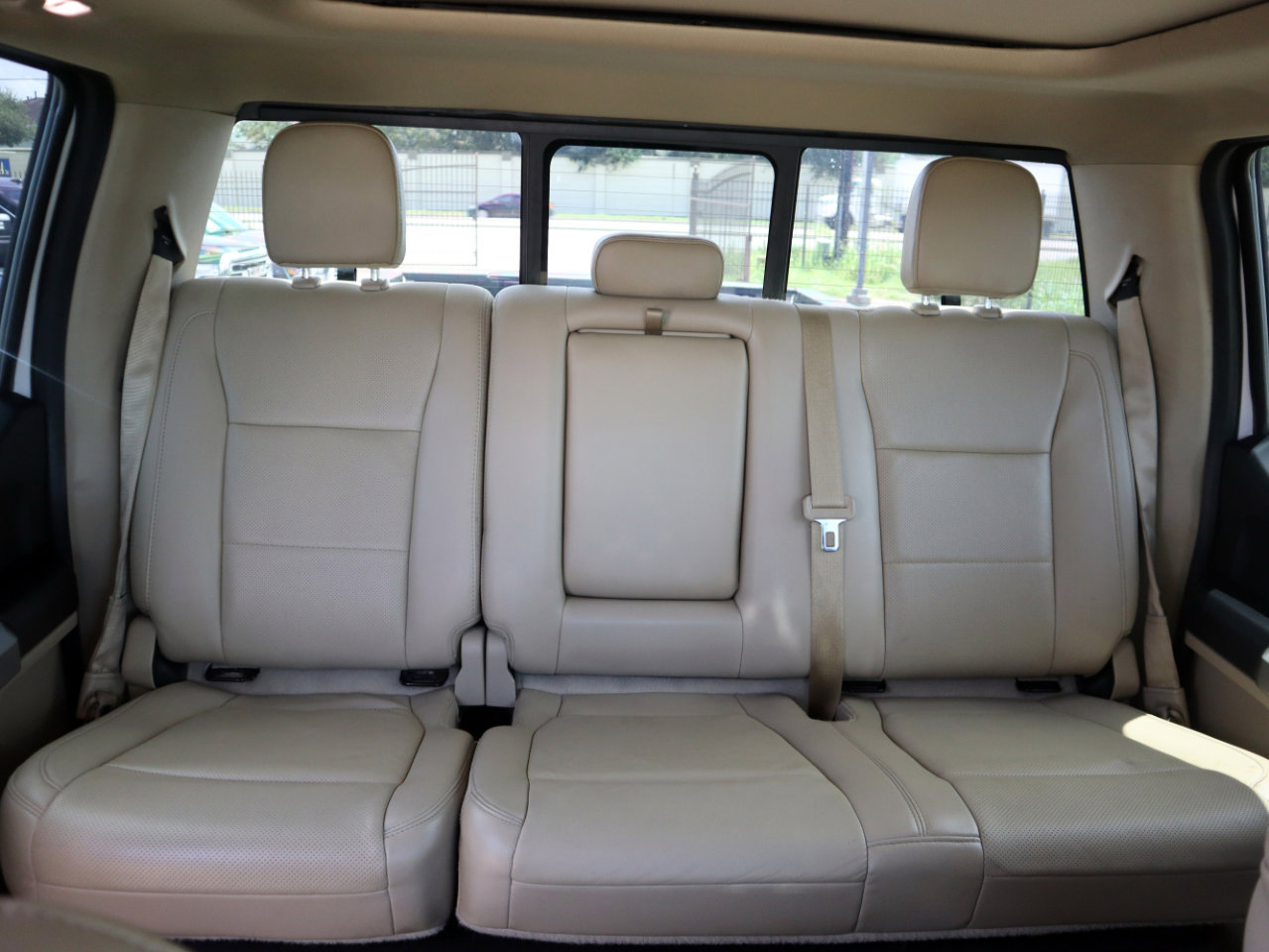 Used 2017 Ford F350 Lariat w/ Lariat Ultimate Package image 33