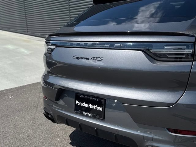 Used 2023 Porsche Cayenne GTS AWD/4WD image 37