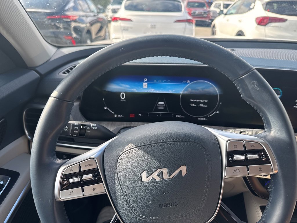 Used 2024 Kia Telluride SX image 15