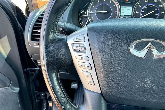 Used 2017 INFINITI QX80 2WD w/ Driver Assistance Package image 18