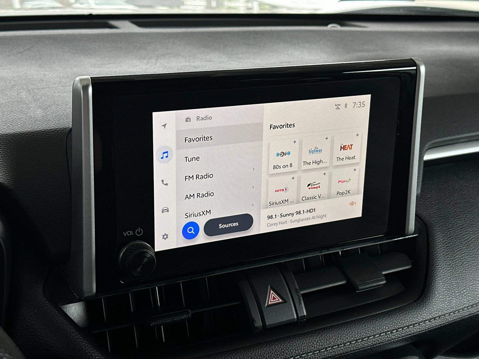 Used 2025 Toyota RAV4 XLE FWD image 16