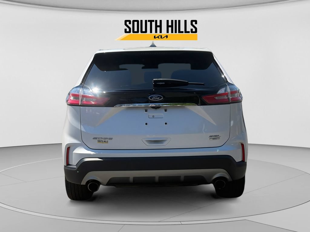 Used 2019 Ford Edge SEL w/ Equipment Group 201A AWD/4WD image 4
