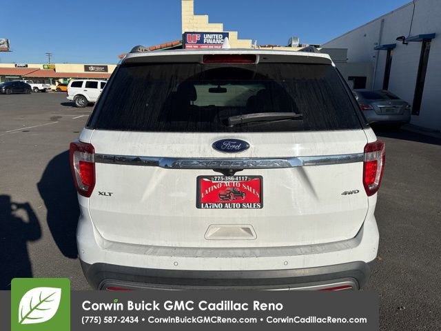 Used 2017 Ford Explorer XLT w/ Equipment Group 202A image 7