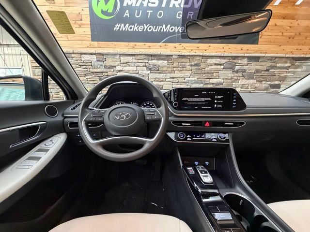 Certified 2023 Hyundai Sonata SEL FWD image 19