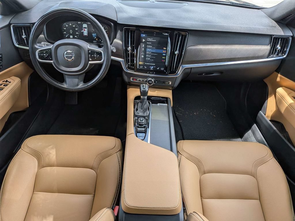 Used 2019 Volvo V90 T5 Cross Country w/ Protection Package Premier AWD/4WD image 18